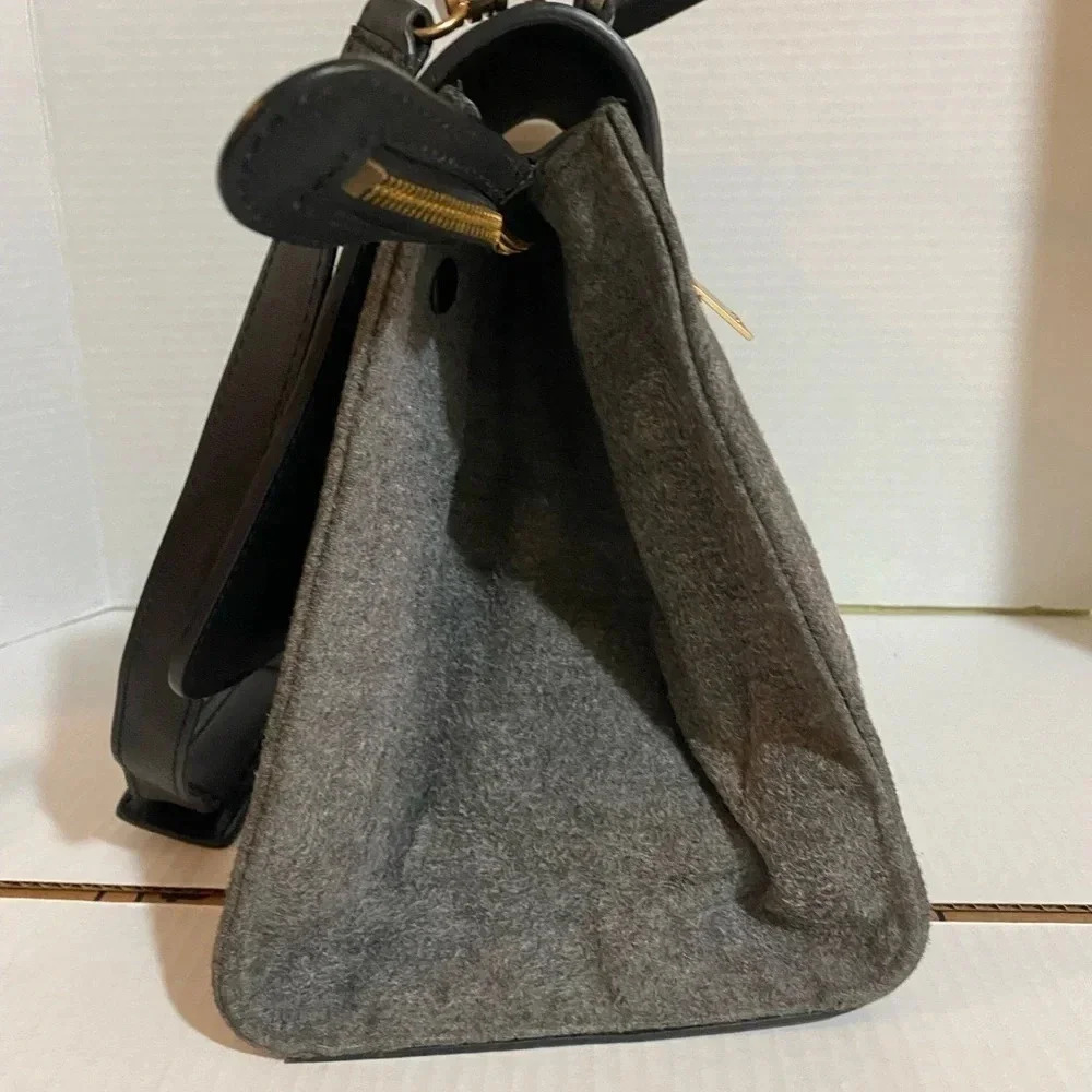 Celine - Picture 7 of 14